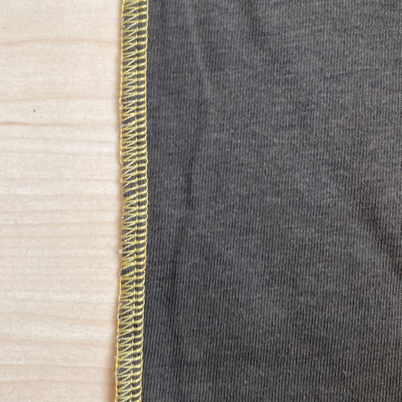 D&G by Dolce Gabbana Honk Kong T-Shirt - Picture 7 of 13